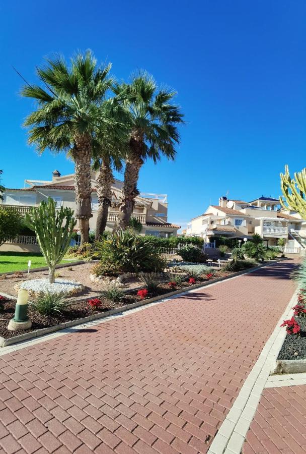 Apartament Z Duzym Tarasem Na Pieknym Osiedlu Orihuela Eksteriør billede